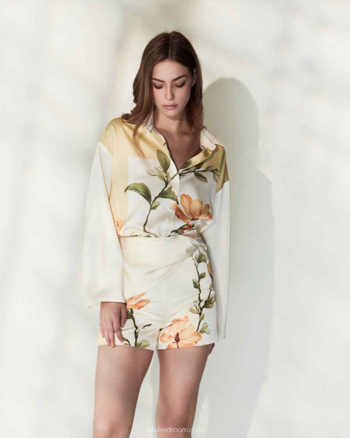 Cosmos classic shirt Cosmos Classic mini Shorts (Shipped on 16/04/2026)