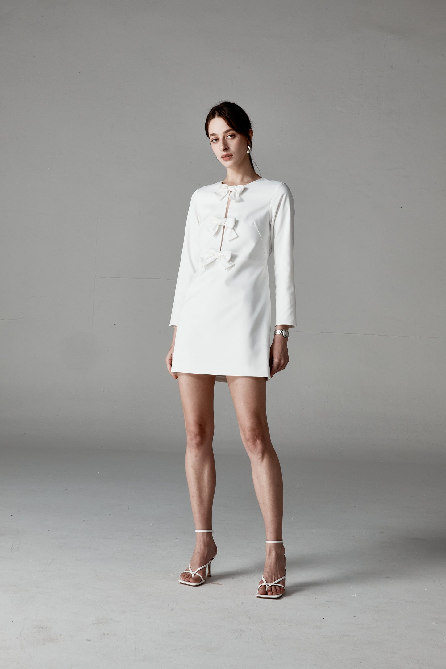 Wilhelmina long-sleeve shift mini dress