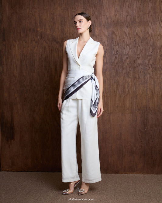 Estelle Sleeveless Blazer (Shipped on 02/04/2026)