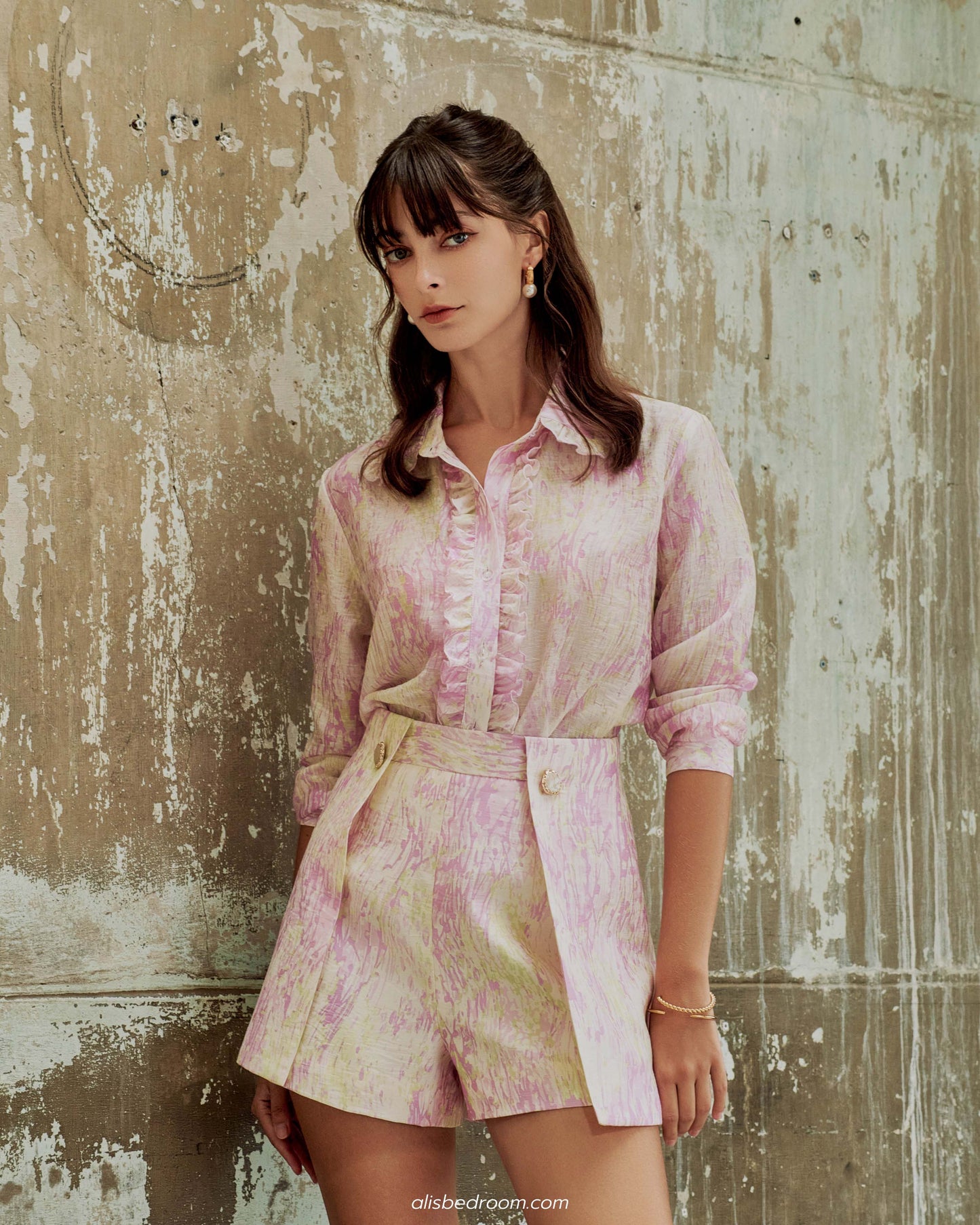 Alena shirt Bela shorts