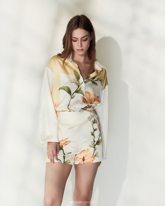 Cosmos classic shirt Cosmos Classic mini Shorts (Shipped on 16/04/2026)