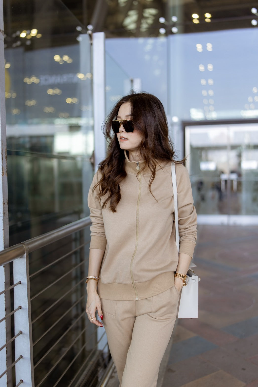 Overcoat and pants (Airport look ) Pre-order 25 days.
