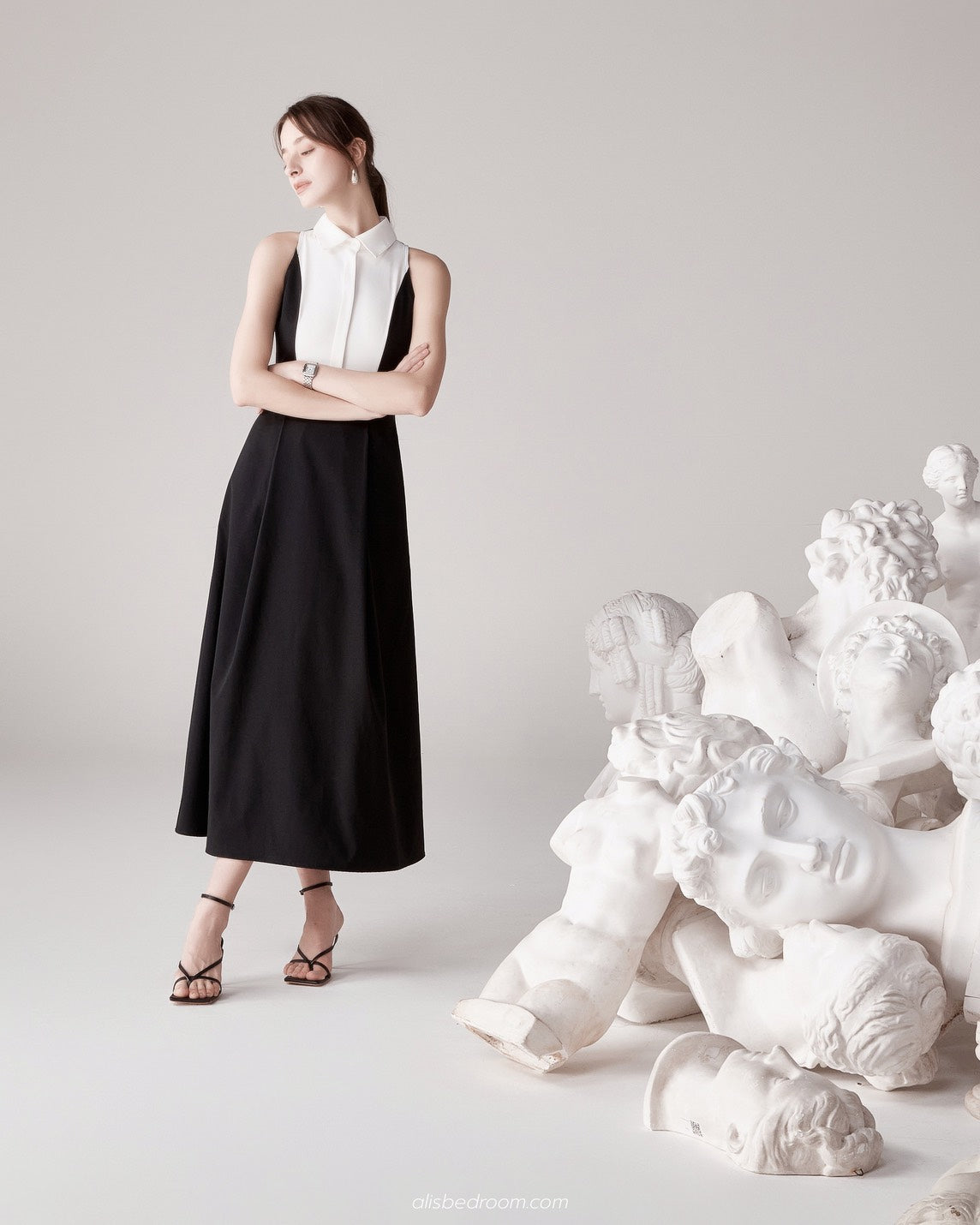 Violetta Tux-Bib Maxi Dress (Shipped on 21/5/2026)